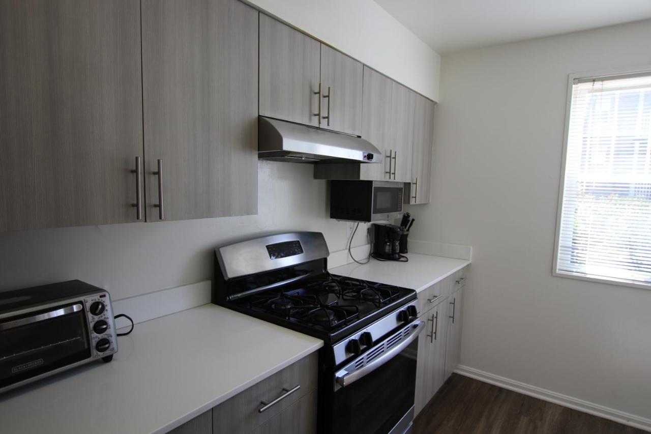 Luxury Villa And Apartments Fairfax Exterior photo